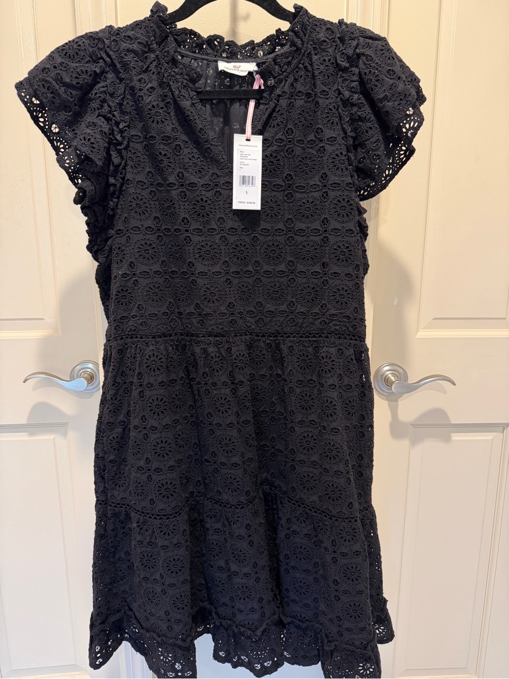 Vineyard Vines Women’s Black Eyelet Tiered Dress